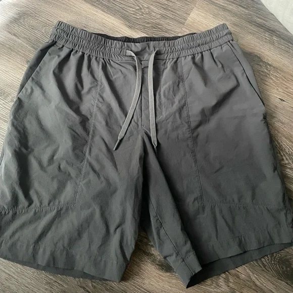 Lululemon Bowline Shorts 8” - Picture 7 of 11